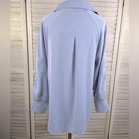 YI JIE FASHION Oversized Button Front Shirt Blue/Gray-Small - Picture 2 of 2